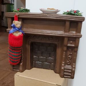 RARE Clothtique POSSIBLE DREAMS Fireplace Mantle